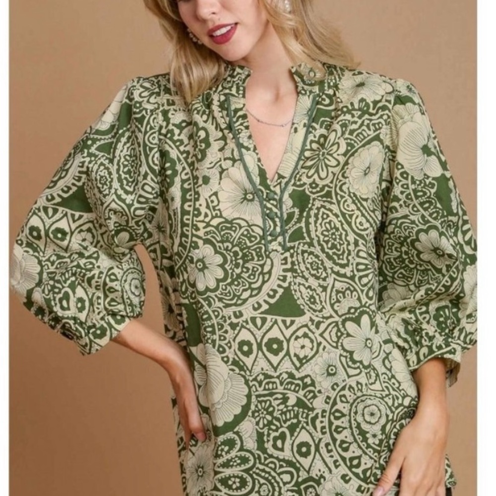 Women's Green Paisley Floral Button-Front Tunic Top